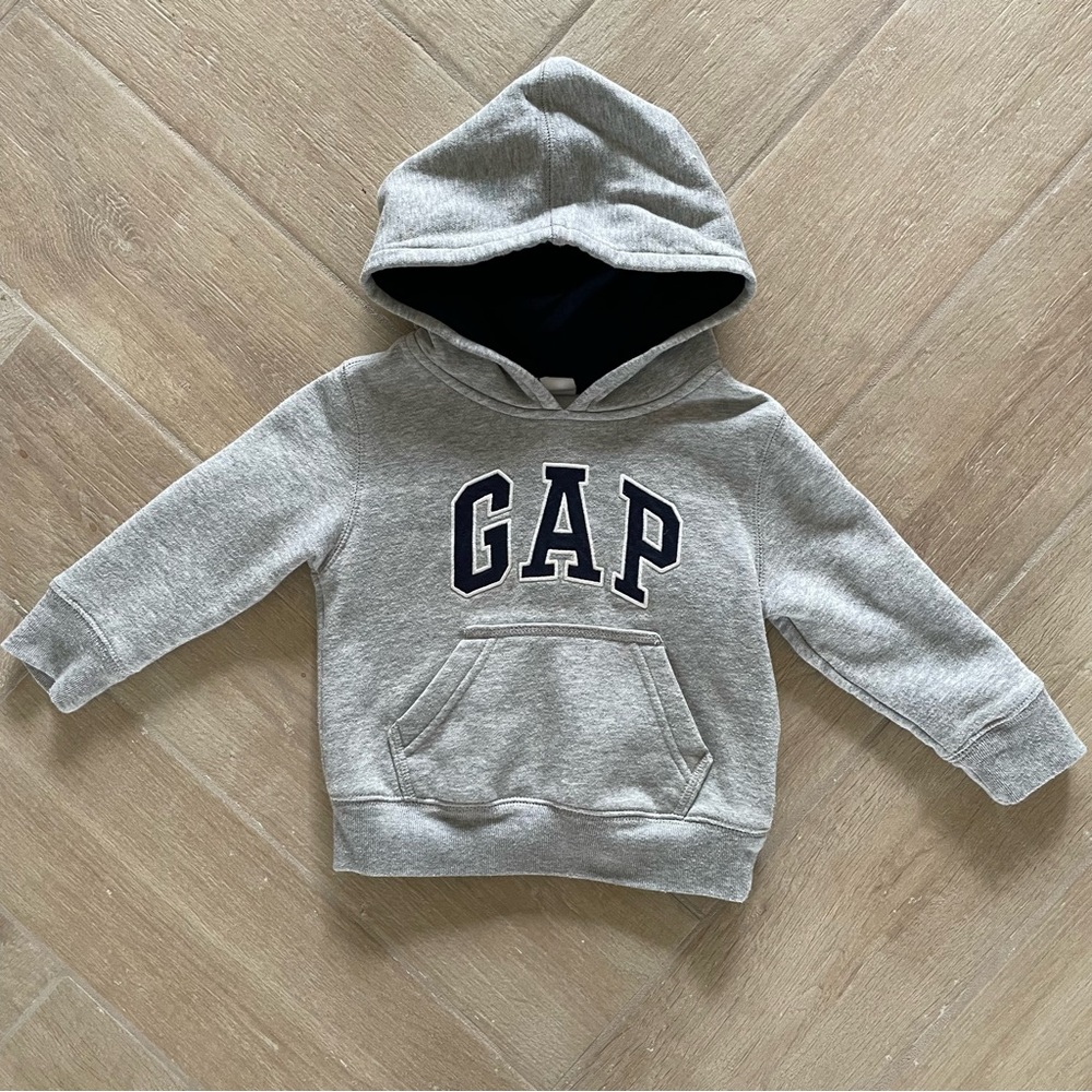 Baby Gap Logo pullover sweatshirt gray Size 18-24 months
